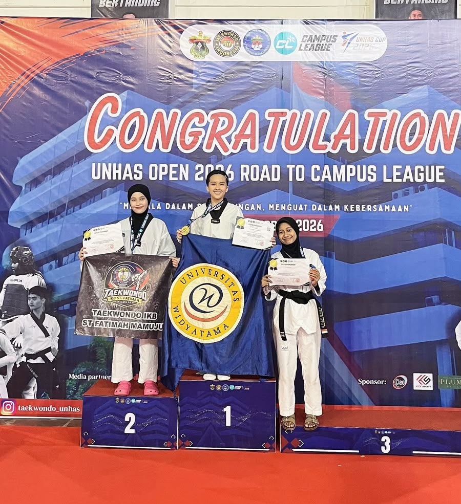Mahasiswa D3 Kebidanan IKB St. Fatimah Mamuju Raih Medali Perak di Campus League 2026
